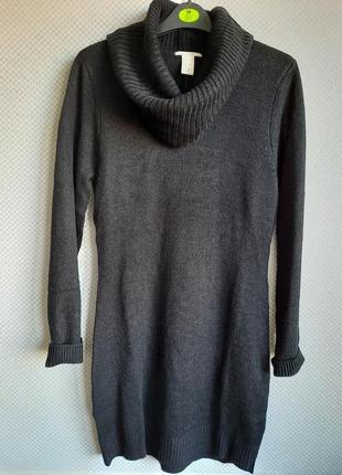 Чорне маленьке брендове плаття