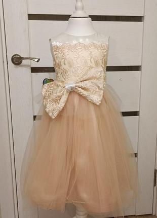 Платье на выпускной в сад. р.116-122.