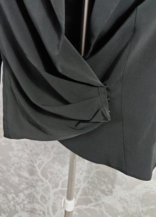 Шикарный пиджак penny black
оригинал celine2 фото