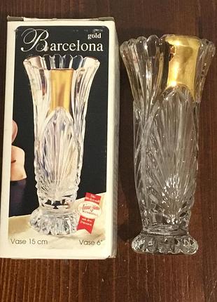 Кристальная с позолотой новая.