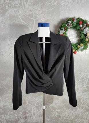 Шикарный пиджак penny black
оригинал celine