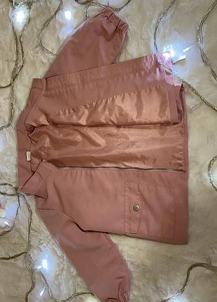 Дуже ніжна дитяча куртка 3