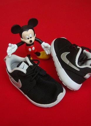 Кросівки nike roshe run оригінал 20-21 розмір