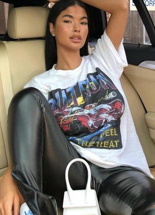 Футболка prettylittlething