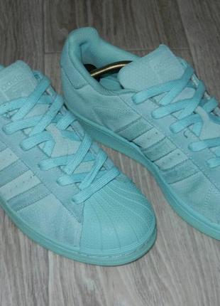 Женские кроссовки adidas superstar мятного цвета, размер 38.