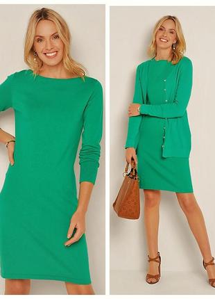 Платье трикотажное вязаное миди сочного зеленого цвета