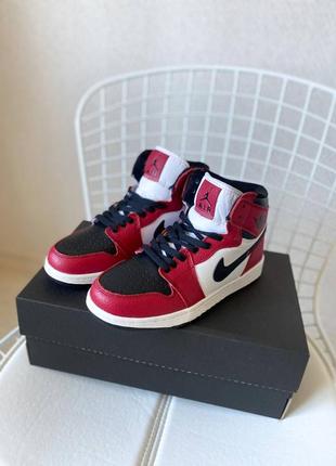 Женские высокие кожаные кроссовки nike air jordan 1 retro🆕найк джордан