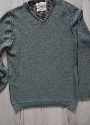 Шерстяной свитер пуловер