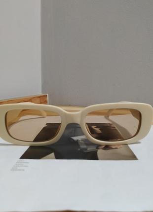 Тренд узкие бежевые очки солнцезащитные светлые ретро окуляри сонцезахисні бежеві8 фото