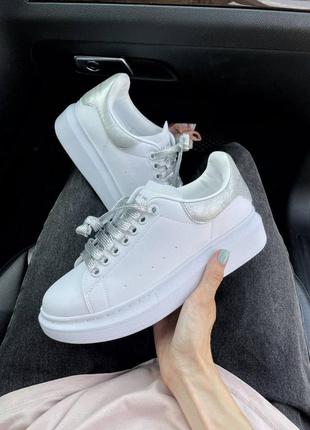 Alexander mcqueen white шикарные женские кроссовки маквин белые5 фото