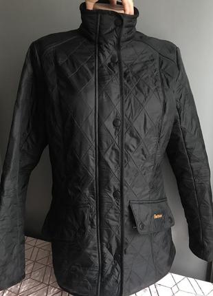 Трендовая весенняя курточка barbour
