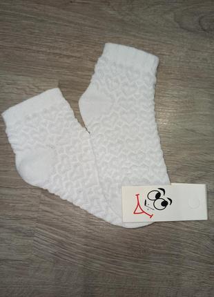 Білосніжні ажурні шкарпетки сердечко1 фото