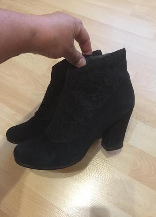 Натуральні замшеві ботінки, красивые ботинки весна- осень