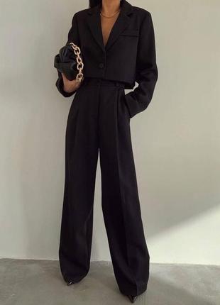 Костюм двойка классический деловой брючный пиджак короткий брюки штаны клеш трубы палаццо высокие черный1 фото