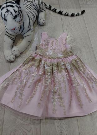 Шикарное нарядное платье couture princess розовое с камнями и золотой вышивкой 3 года