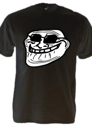 Стильная молодёжная футболка с рисунком trollface в очках