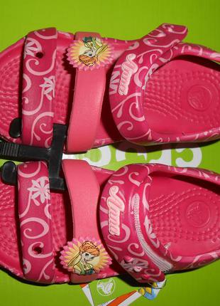 Сандалі crocs keeley frozen р. с6-14см. оригінал3 фото