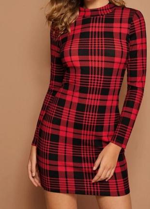 Плаття клітка