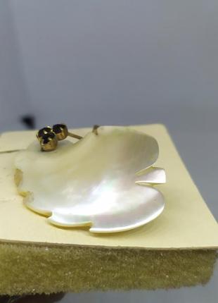 Брошь с перламутром 6