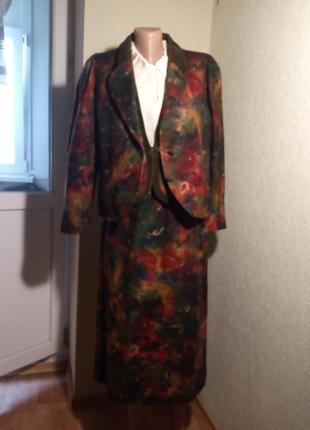 Костюм тройка шерсть.