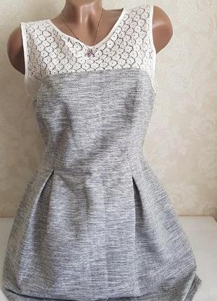Шикарне плаття, сірого кольору!