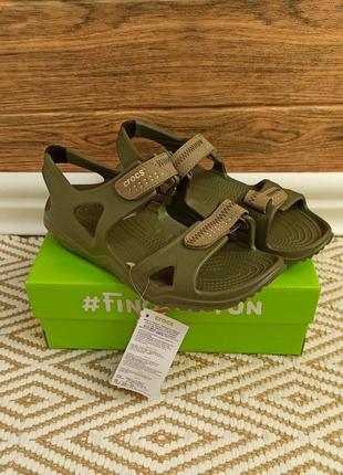 Чоловічі сандалі кроксысгосѕ swiftwater river sandal чорні зелені