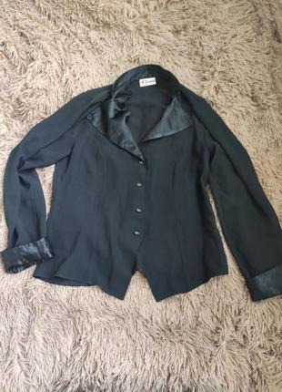 Avant брендова фірмова фирменная брендовая чорна черная чёрная блуза блузка женская жіноча с разрезами сзади