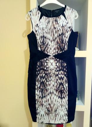 Класичне стильне плаття