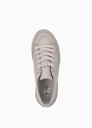 Оригінал низькі сірі снікерси кеди calvin klein veky logo low sneaker короткі нові кросівки2 фото