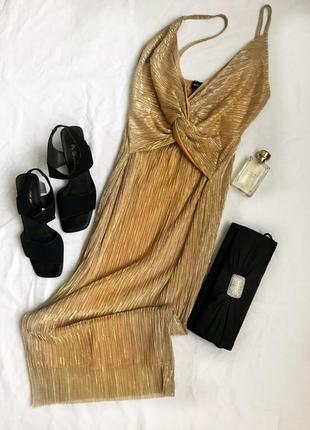 Элегантное платье миди вечернее платье золотого цвета платье gold metallic plisse strappy knot front midi dress
