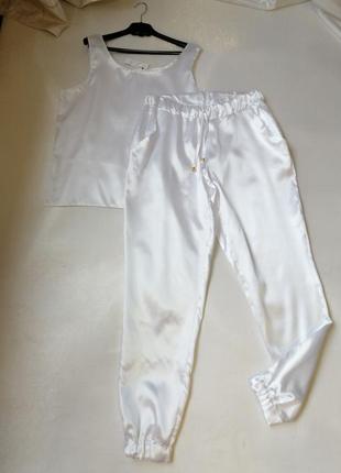 Костюм костюм