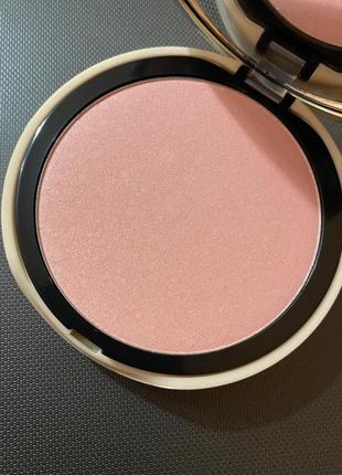 Pupa рум'яна 100