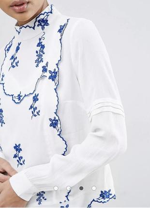Блуза с цветочной вышивкой вышиванка