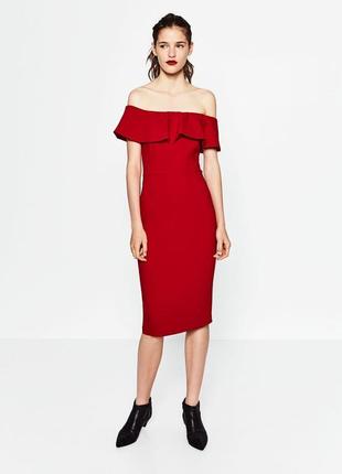 Платье с открытыми плечами zara,38/m