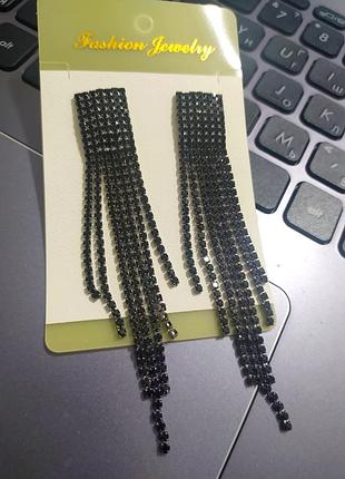 Серьги вечерние черные стразы5 фото