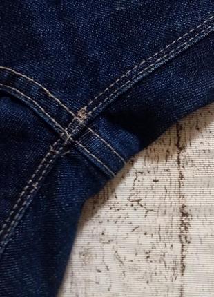 Стильные стрейчевые джинсы7 фото