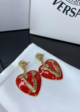 Сережки у позолоті з червоним серцем