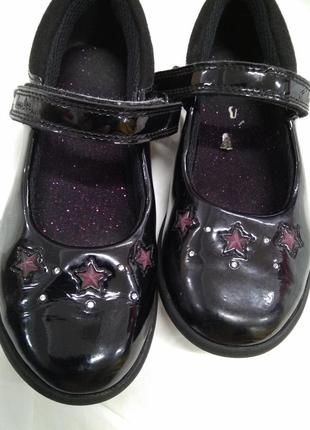 Школьные туфли  для девочки clarks sea shimmer k