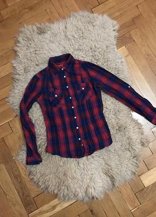 Сорочка в клітинку