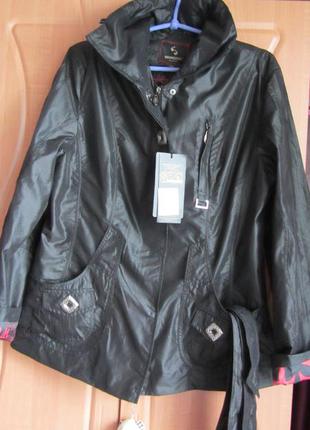 Женская тонкая куртка