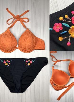 Раздельный купальник с вышивкой