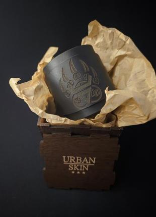 Браслет лапа велеса. натуральная кожа