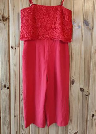 Шикарний комбінезон червоного кольору