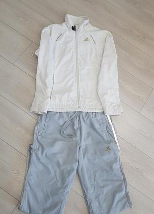 Костюм женский