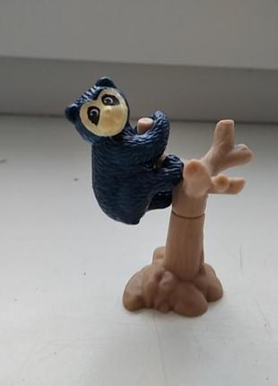 Кіндер фігурка ведмедик