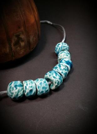 Бусы голубые лагуна минималистичное ожерелье