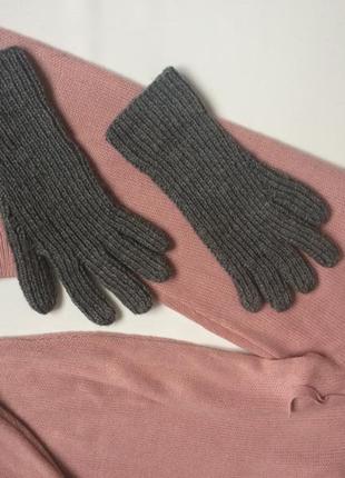 Шерстяные серые мужские перчатки