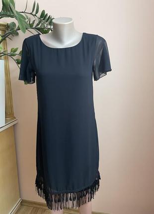 Короткое шифоновое платье с бахромой от intimissimi xs, s1 фото