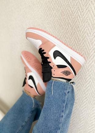 Кроссовки nike air jordan 1 mid pink quartz gs5 фото