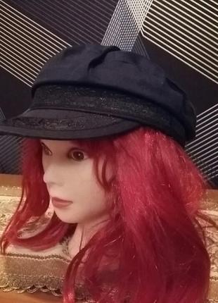 Мега крутая  фуражка  от известного бренда.